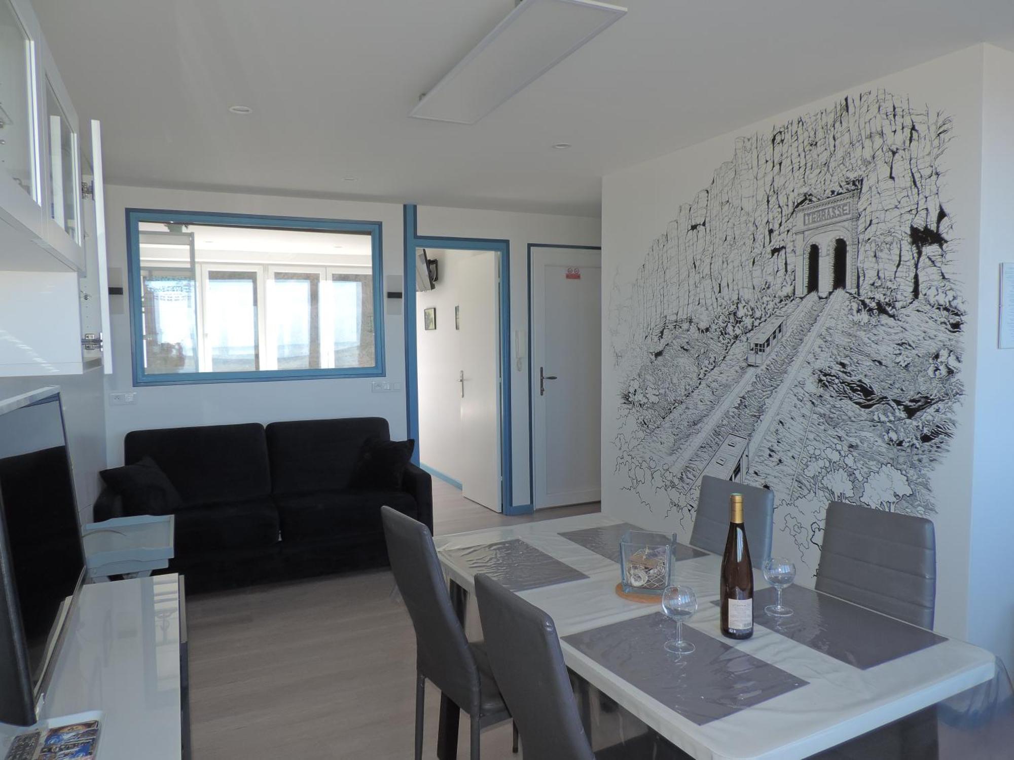 Front De Et Falaise 317 1er Etage Lit Fait Wifi Le Treport