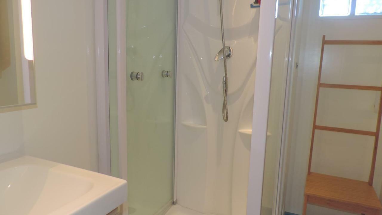 Front De Et Falaise 317 1er Etage Lit Fait Wifi Apartment *