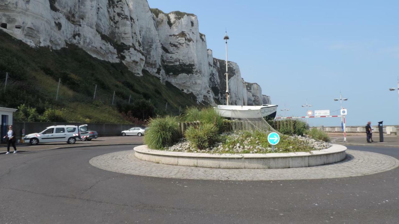 Front De Et Falaise 317 1er Etage Lit Fait Wifi Taxe De Sejour Incluse Apartment *